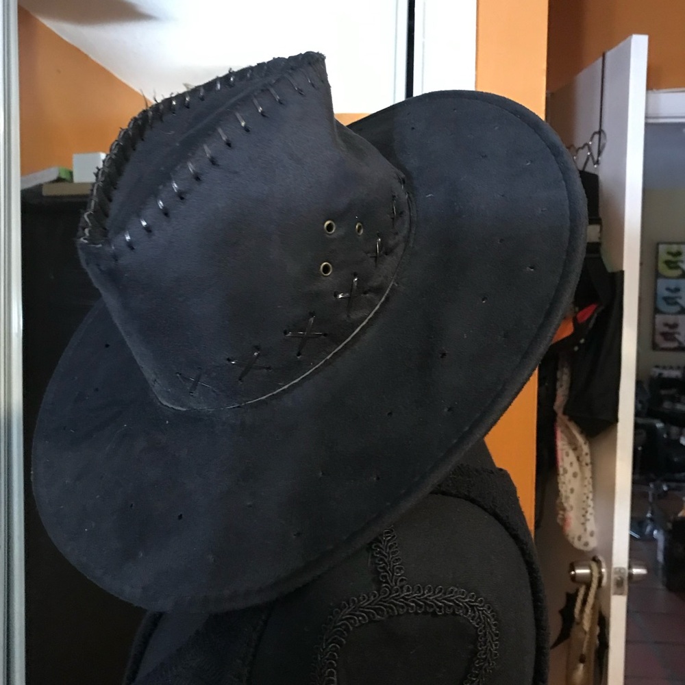 Ultra suede. New -NWOT ultra suede fedora hat